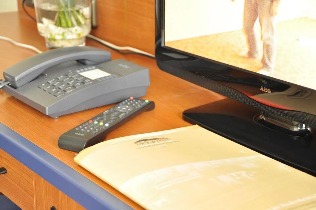 Hotel Celina Niederrheinischer Hof Krefeld Ngoại thất bức ảnh
