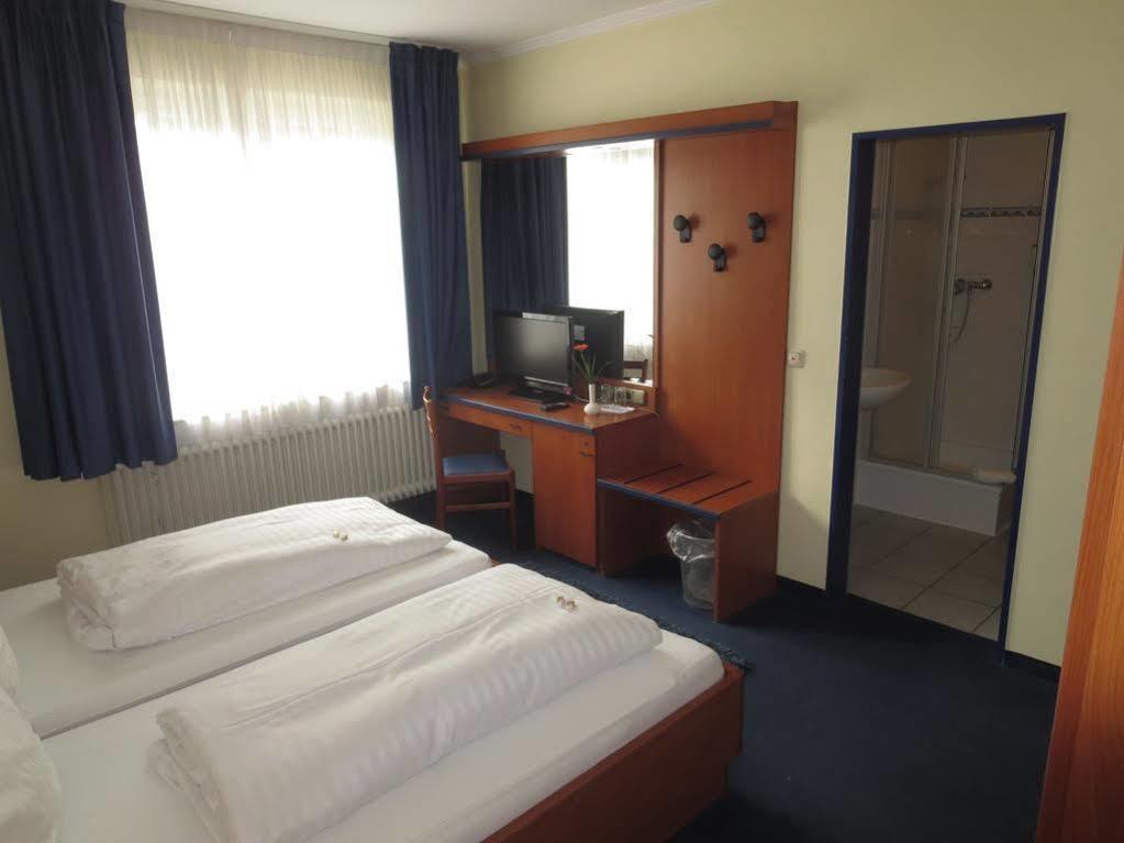 Hotel Celina Niederrheinischer Hof Krefeld Ngoại thất bức ảnh